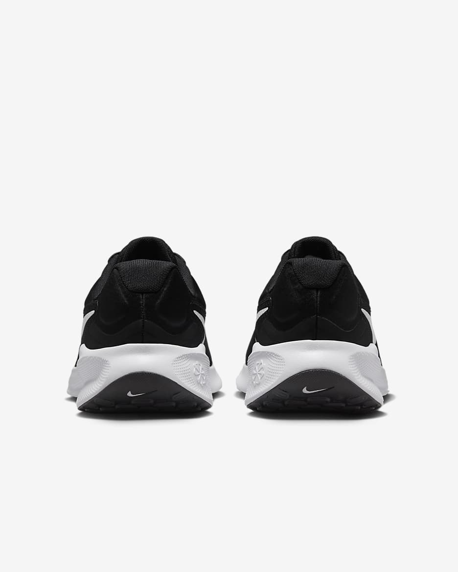 Black and white nike fashion walking shoes